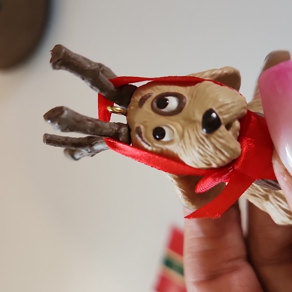 Hallmark Reindoggy Christmas Tree Ornament 1987 Brown Dog Antlers Vintage Cute - Picture 5 of 6